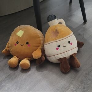 9" Play Right Plush Hug Me Pancake & Maple Syrup Set